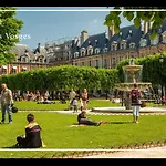 Suite L Ecouffes Charme Secret Du Marais